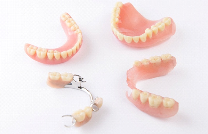 full and partial dentures in Studio City