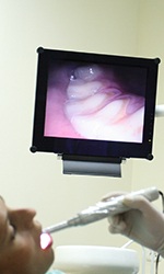 Intraoral photos on computer